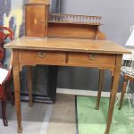 739 4017 WRITING DESK